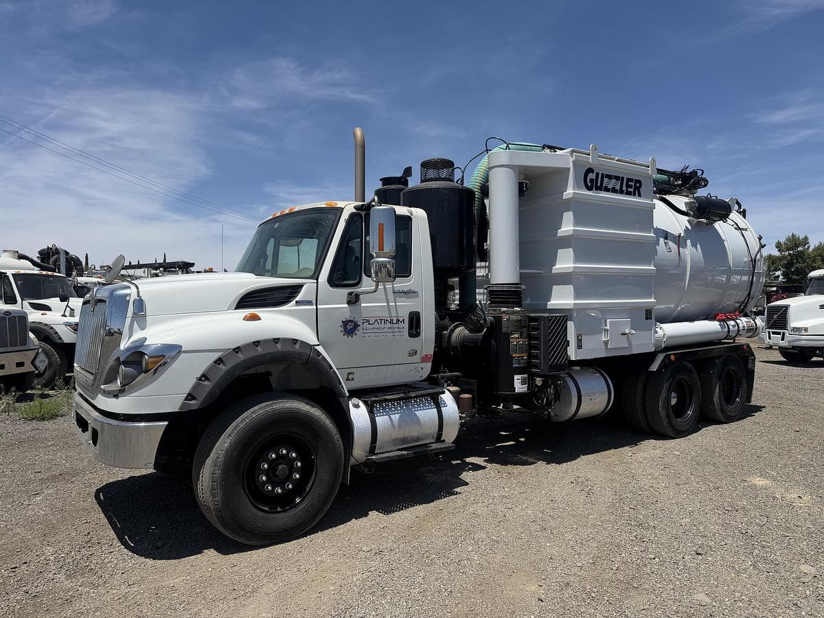 2012 INTERNATIONAL GUZZLER AIR MOVER — photo 1 of 13