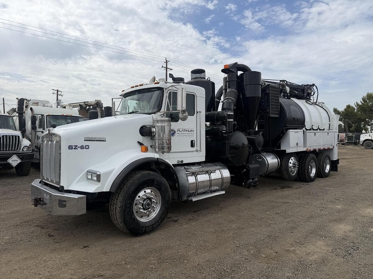 2019 VACTOR HXX KENWORTH T800 — photo 1 of 9